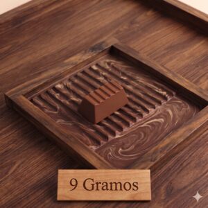 Moldes para Chocolate de Policarbonato Rectángulo Lavadero 9g Cavidades: 21 Material: Policarbonato Grado Alimenticio Peso: 9 g Ancho: 21 mm Largo: 33 mm Alto: 13 mm